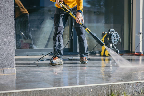 Best Animal Enclosure Cleaning  in Harrah, OK